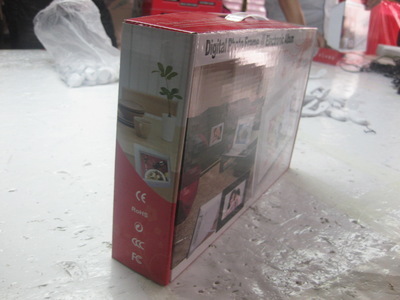 工廠供應7寸數(shù)碼相框廣告機，多功能定制服務